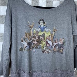 Disney Snow White shirt 3/4 sleeve shirt by Lauren Conrad, medium gray lace